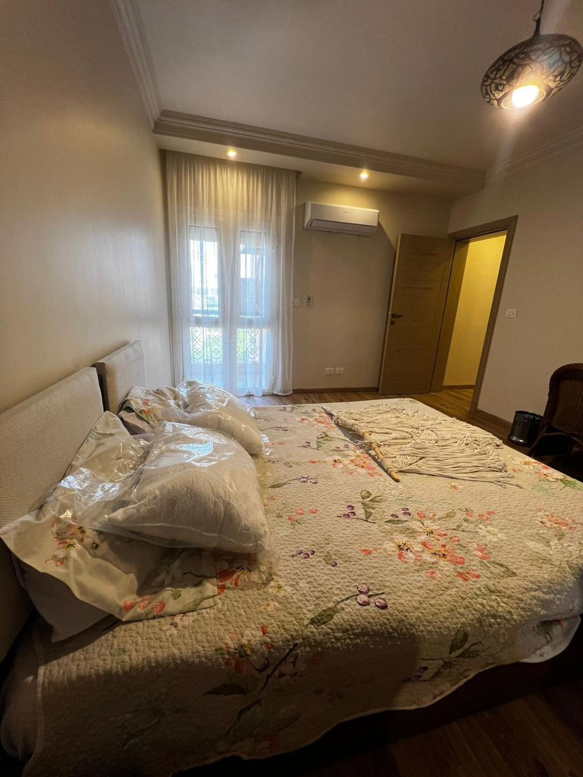 Apartment El Rehab App New